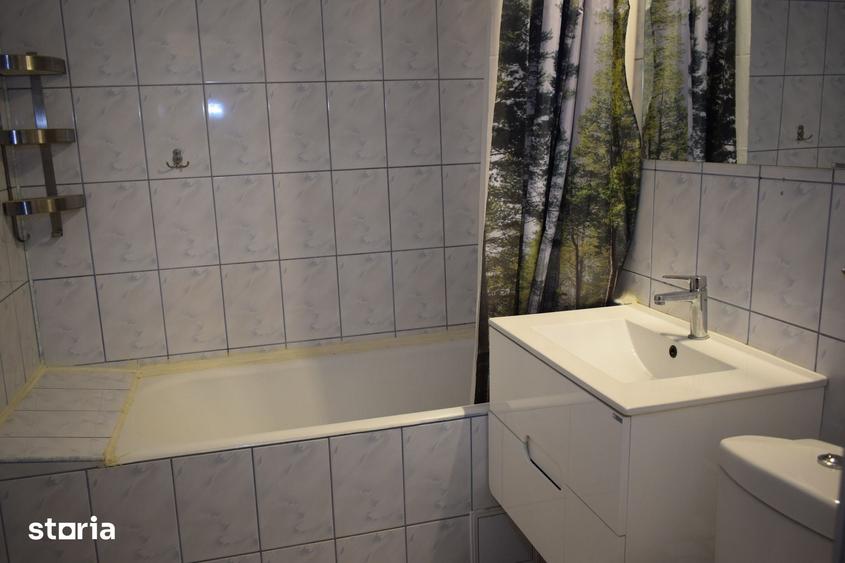 Apartament cu 2 camere decomandat în Aviației