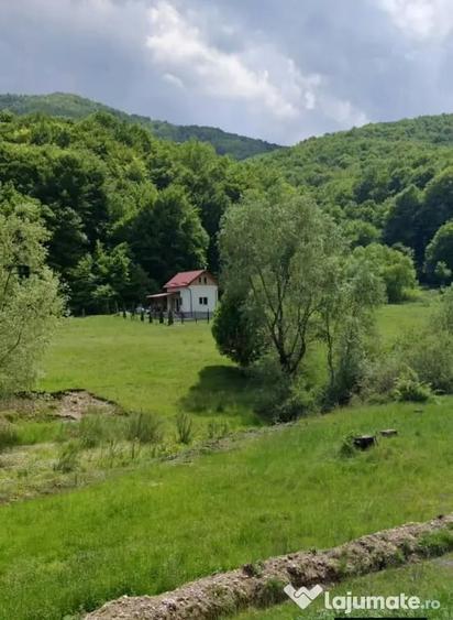 Teren de 421 mp, în Măieruș