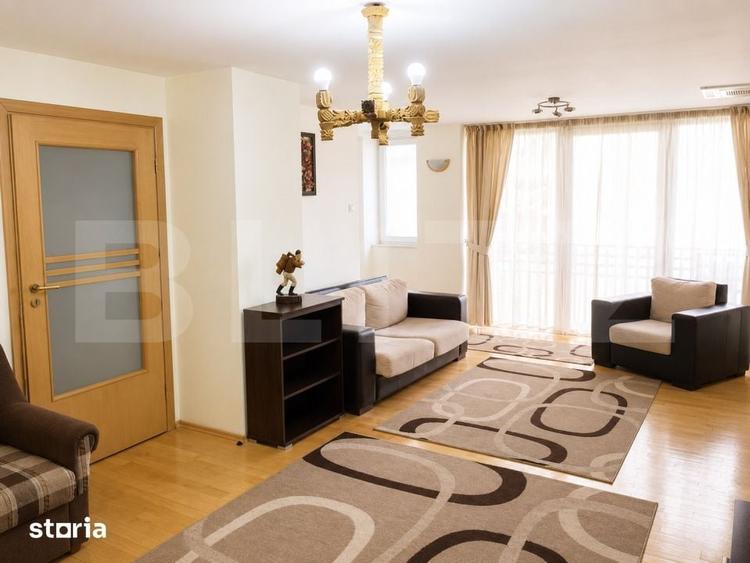 Apartament cu 3 camere în Centrul Civic