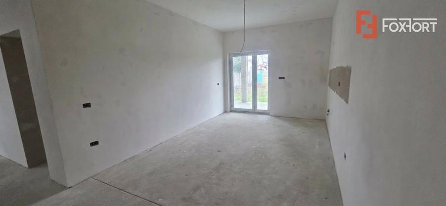 Duplex cu 4 camere cu Canalizare în Giroc