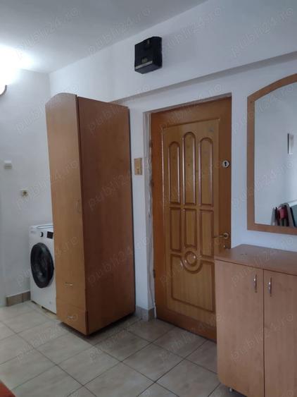 Garsonieră decomandată în Central