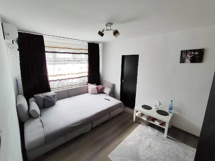 Apartament cu 2 camere semidecomandat în Malu Roșu