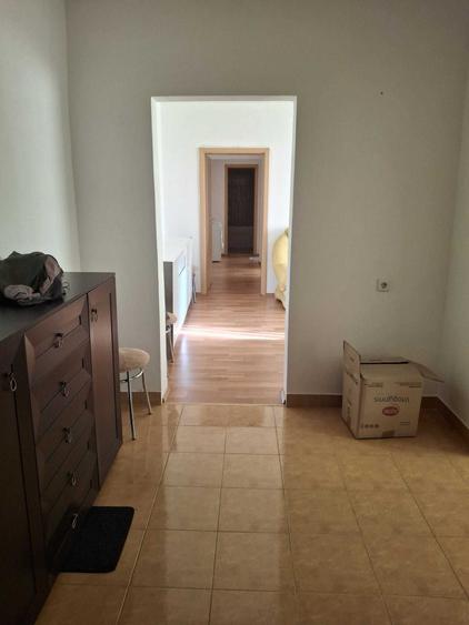 Apartament cu 3 camere semidecomandat în Iosefin