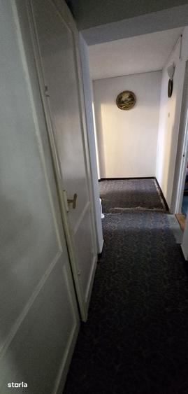 ETAJ 1, Micro 5 Targoviste , vanzare apartament 3 camere - 8