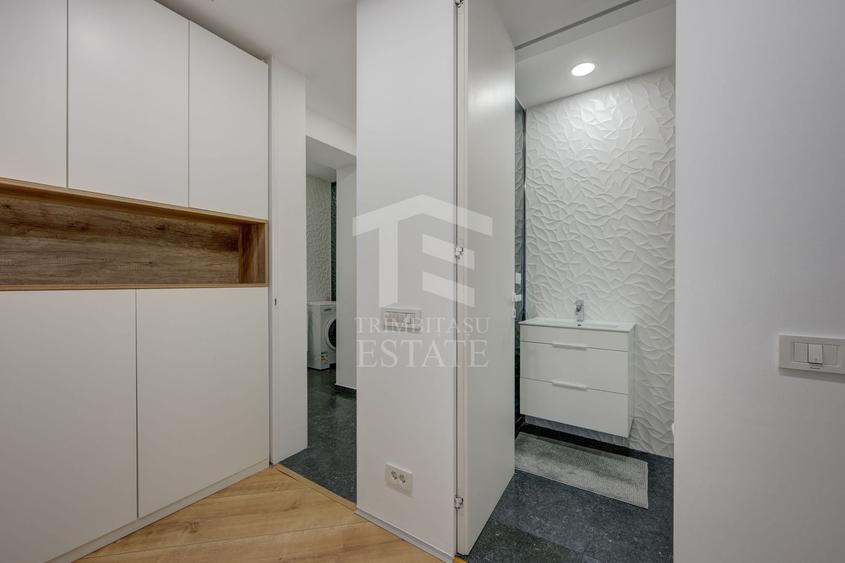 Apartament cu 4 camere semidecomandat, mobilat în Barbu Văcărescu