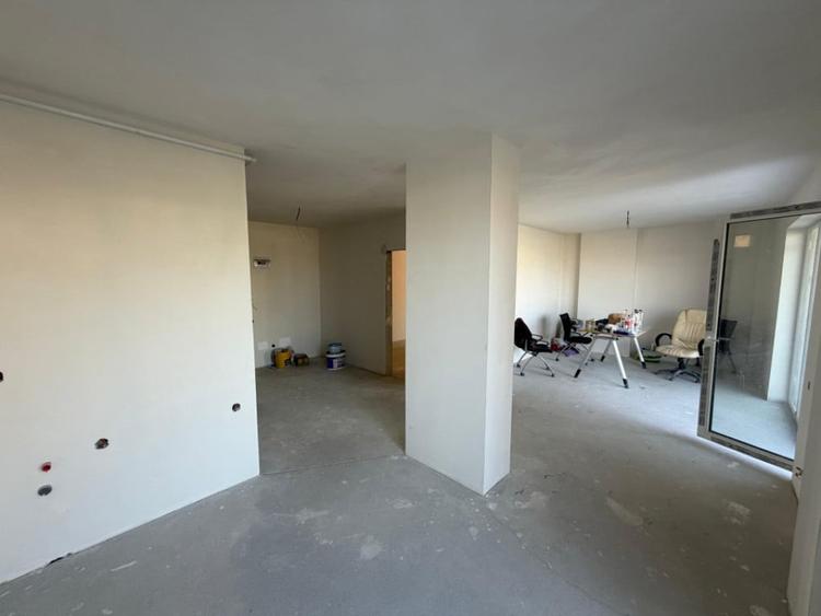 Apartament cu 2 camere semidecomandat în Florești — fotografia 1