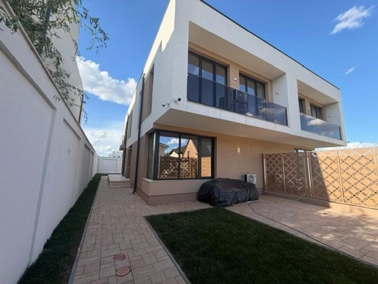 Casă individuală cu 4 camere cu Garaj în Corbeanca
