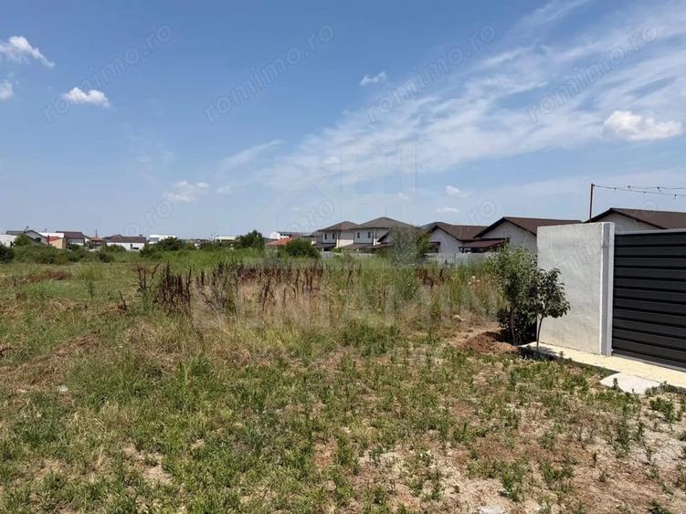 Teren de 1824 mp, în Malu Mare
