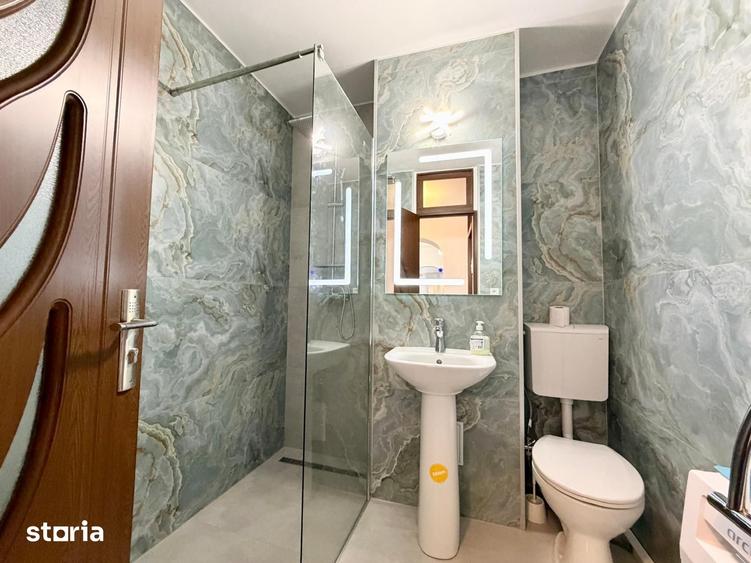 Apartament cu 4 camere decomandat în Trei Stejari