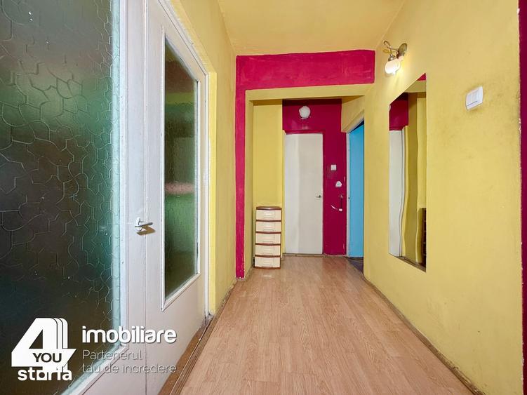Apartament cu 3 camere semidecomandat în Ultracentral