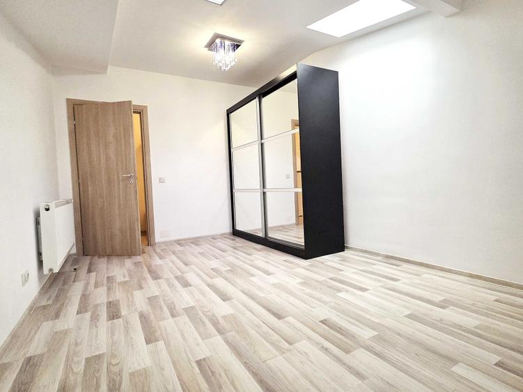 Apartament cu 3 camere decomandat în Gorjului