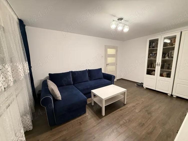 Apartament cu 3 camere decomandat, mobilat în Central