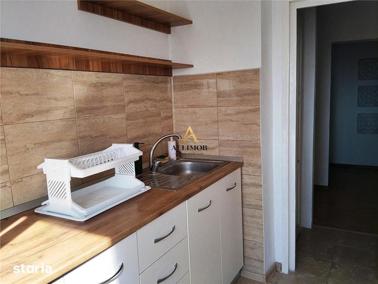 Apartament cu 2 camere decomandat în Sud