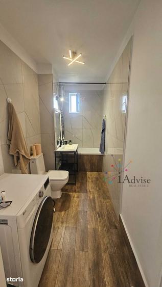 Apartament cu 4 camere semidecomandat în Astra