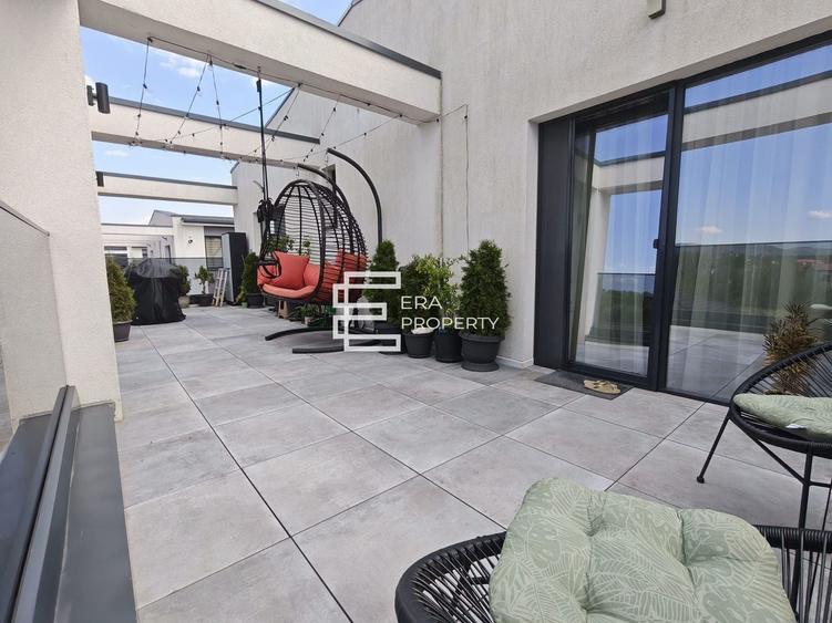Penthouse cu 3 camere decomandat, mobilat în Șelimbăr