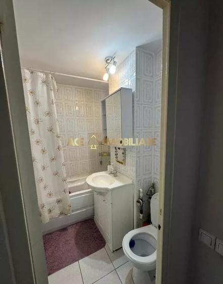 Apartament cu 3 camere decomandat, mobilat în Drumul Taberei