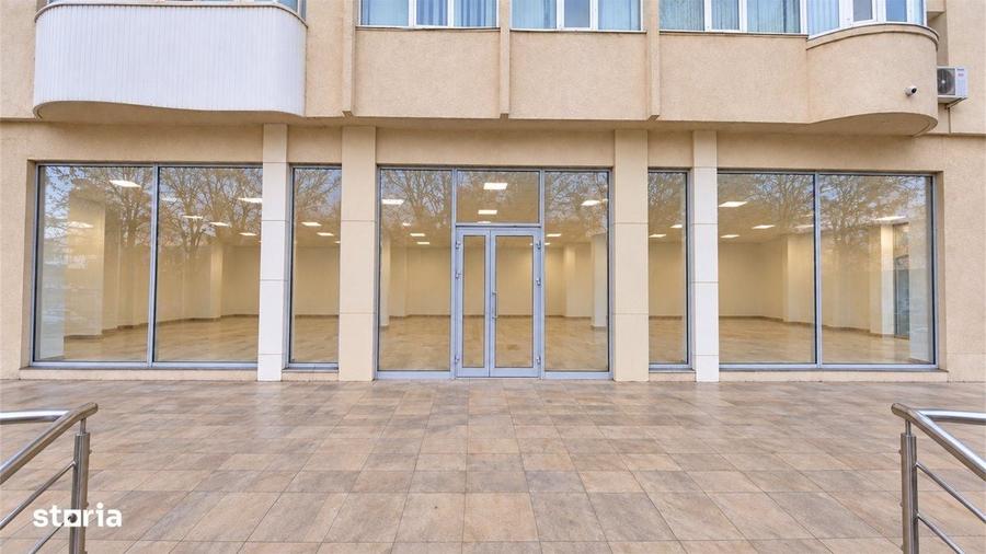 Spatiu comercial 230 mp, Rondul Vechi Iasi, vitrina 15 m - 1