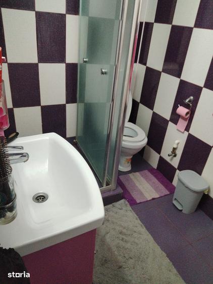 Casă cu 4 camere cu Teren 1564 Mp în Curtici