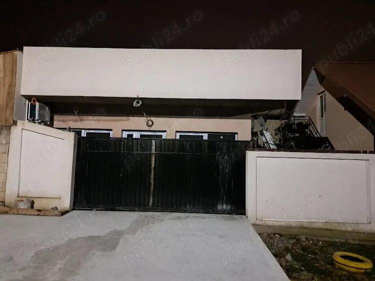 Spațiu comercial, de 50 mp, în Lumina