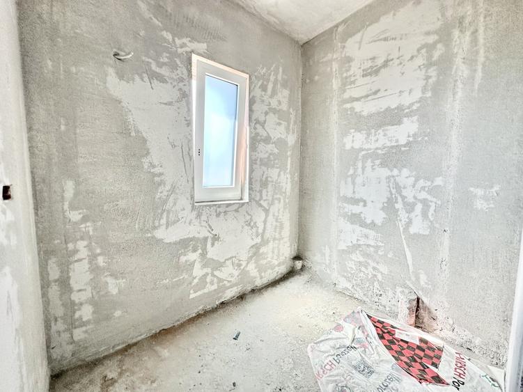 Duplex cu 5 camere cu Canalizare în Moșnița Veche
