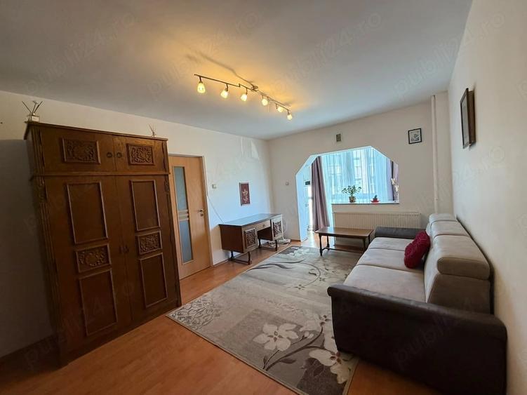 Apartament cu 2 camere semidecomandat în Micălaca