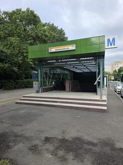 Drumul Taberei, 3 camere, decomandat, 2 min parc, 5 min metrou, etaj 1 - 28