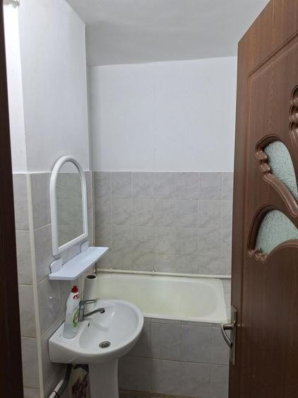 Garsonieră decomandată în Exterior Vest