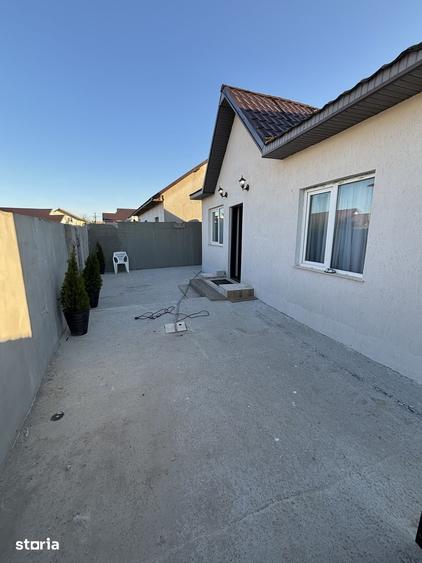 Casă cu 2 camere cu Teren 140 Mp în Central