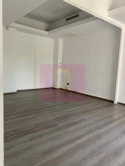 Spațiu comercial, de 30 mp, în Vitan