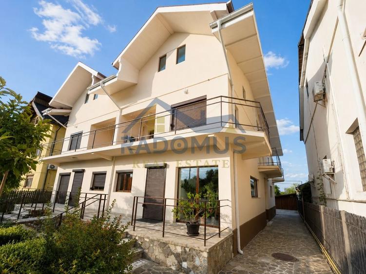 Casă individuală cu 8 camere cu Canalizare în Albert