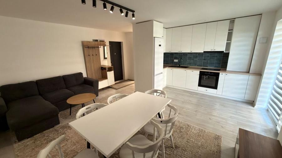 Apartament cu 2 camere decomandat în Unirii