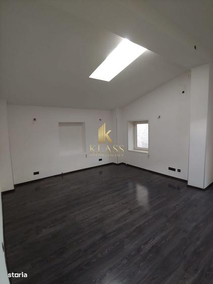 Spațiu comercial, de 300 mp, în Dacia