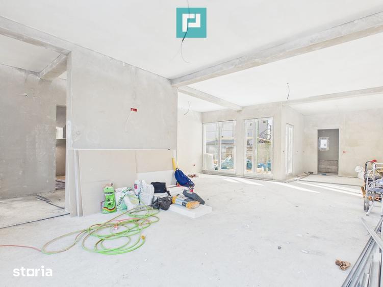 Casă cu 6 camere cu Teren 464 Mp în Pârneava