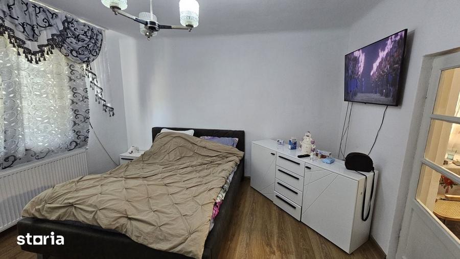 Casă cu 2 camere cu Teren 274 Mp în Central