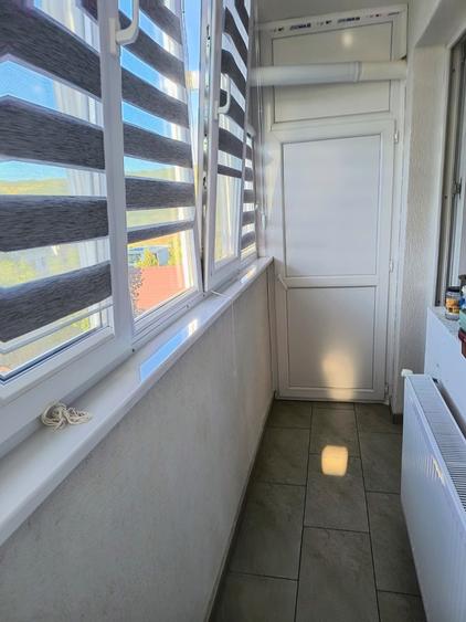 Apartament cu 3 camere decomandat, mobilat în Popas Păcurari