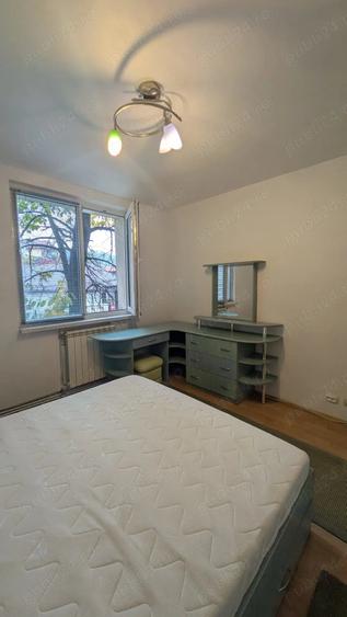Apartament cu 3 camere decomandat în Precista