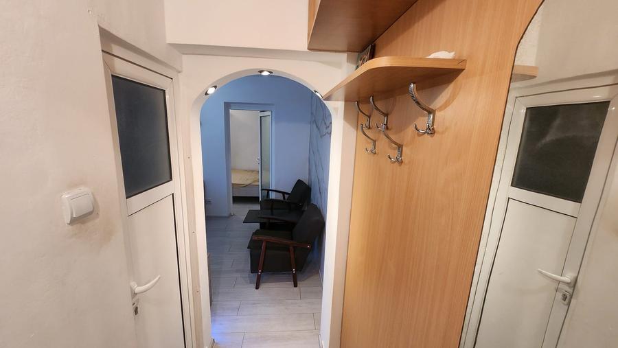 Apartament cu 2 camere în Podu Roș