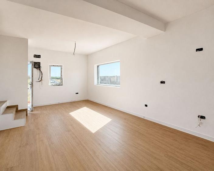 Duplex cu 2 camere cu Canalizare în Remetea Mare