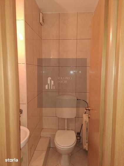 Apartament cu 4 camere în Centrul Civic
