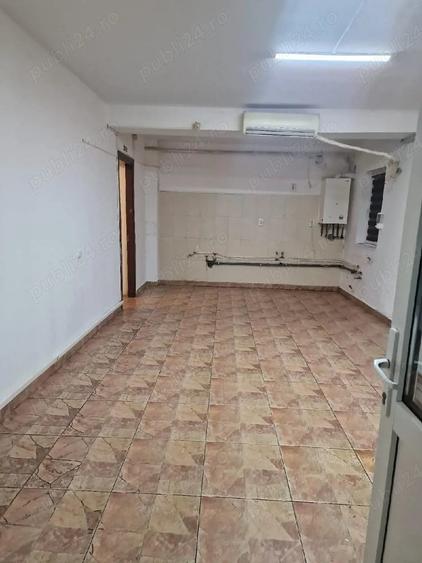 Spațiu comercial, de 50 mp, în Florești