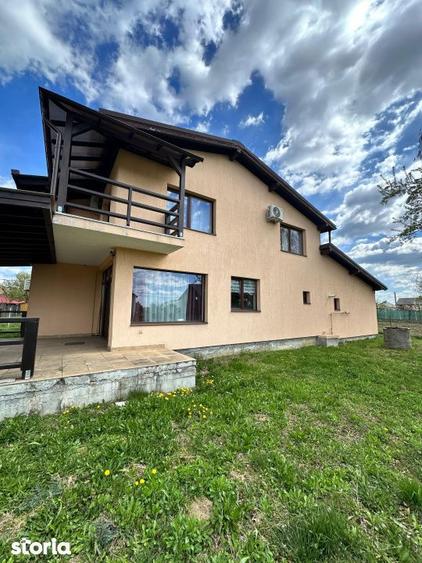 Casă cu 5 camere cu Teren 13.5 Mp în Tăuții-Măgherăuș