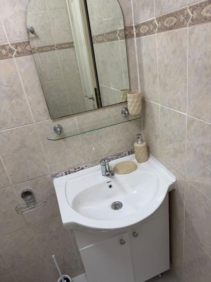 Garsonieră decomandată în Sud