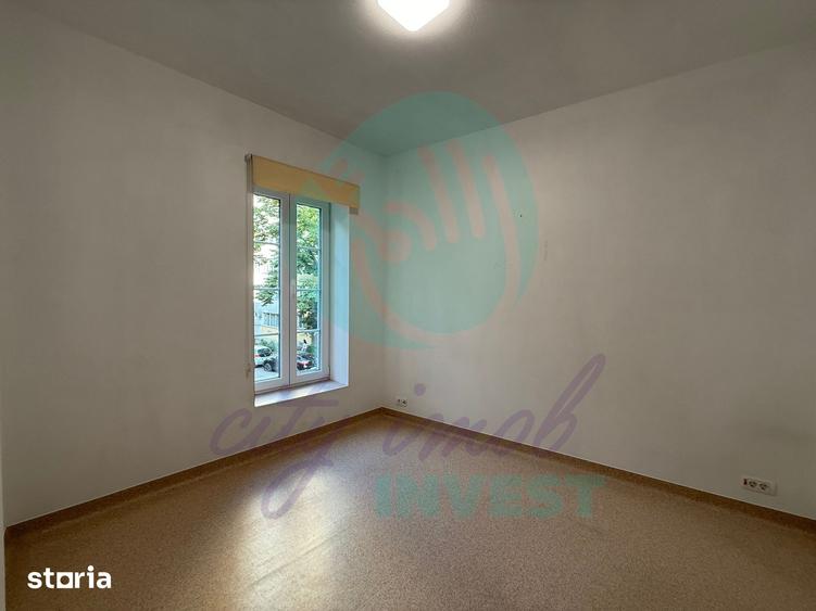 Spațiu comercial, de 104 mp, în Tei