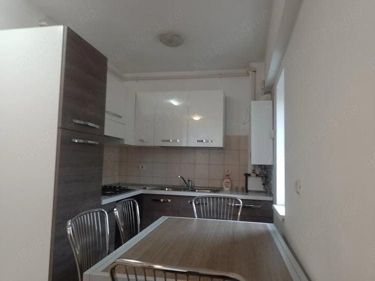 Apartament cu 2 camere decomandat în Cetate
