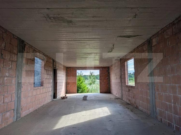 Casa Spa?ioasa la Ro?u cu 7.500 mp Teren Oportunitate Rara in Lucieni - 19