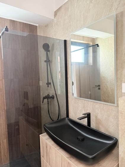 Casă individuală cu 5 camere cu Canalizare în Chiajna