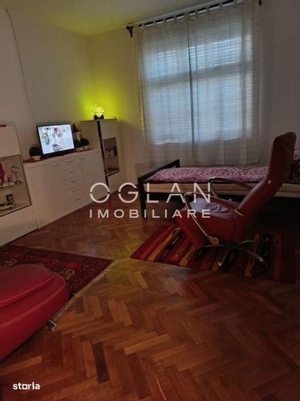 Casă cu 4 camere în Calea Poplăcii