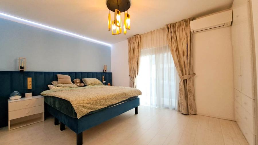Duplex cu 5 camere cu Piscina în Tunari