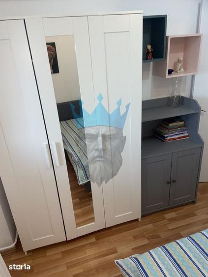 Apartament cu 3 camere în Tineretului
