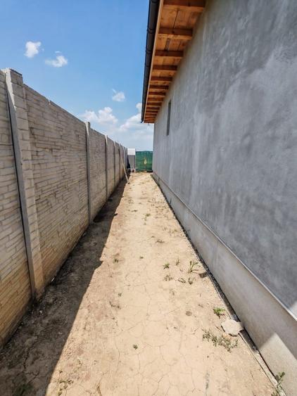 Casă individuală cu 3 camere cu Canalizare în Vidra
